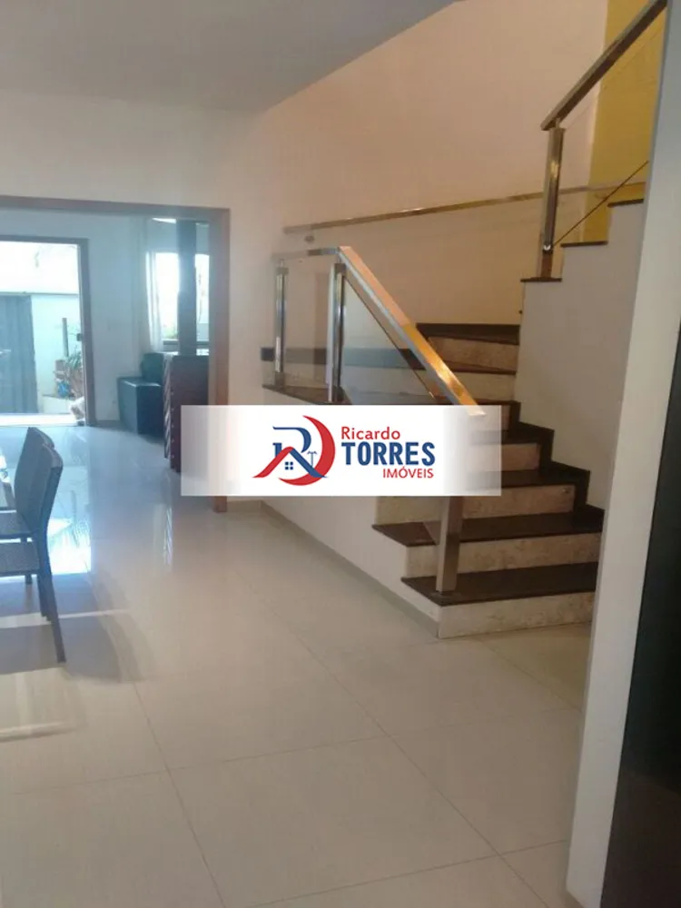Casa, 3 quartos, 210 m² - Foto 4