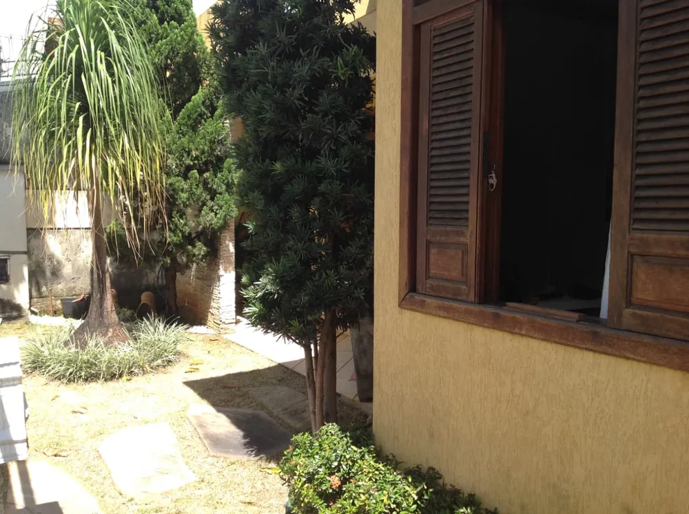 Casa, 4 quartos, 270 m² - Foto 3
