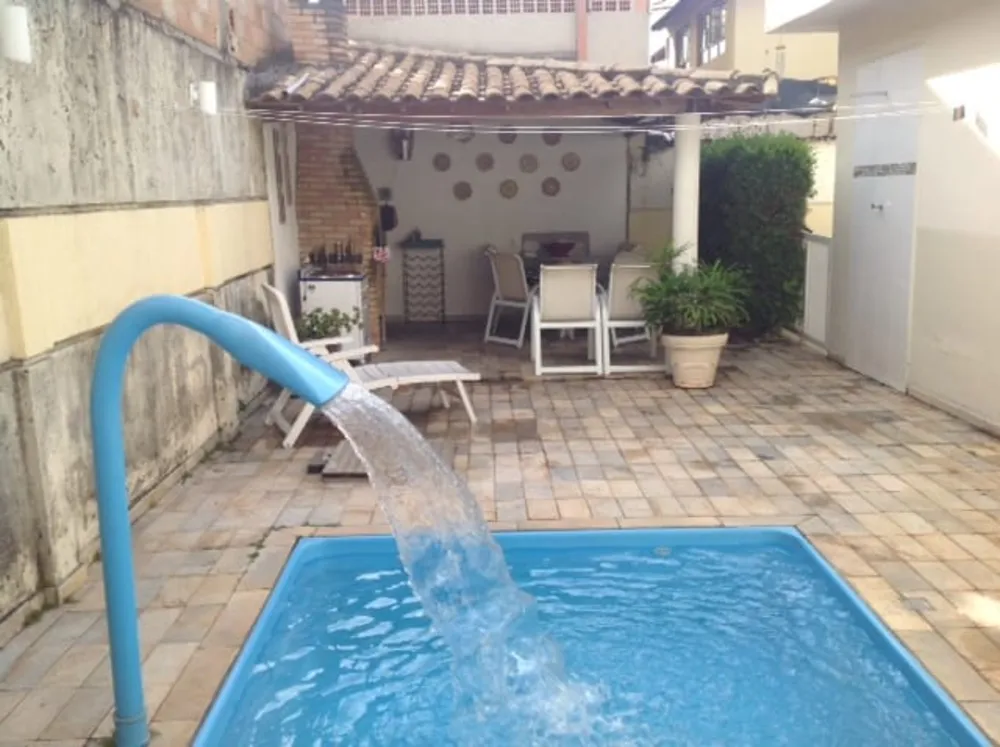 Casa, 4 quartos, 270 m² - Foto 1