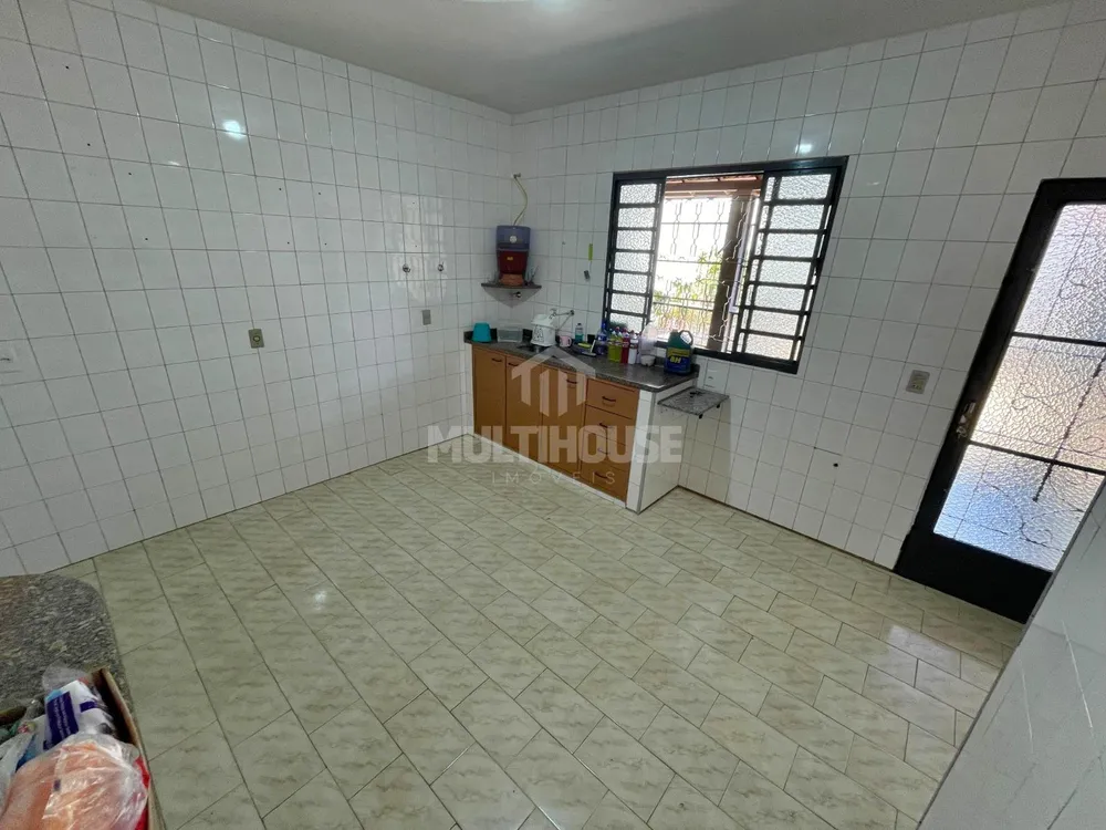 Casa, 3 quartos, 185 m² - Foto 11