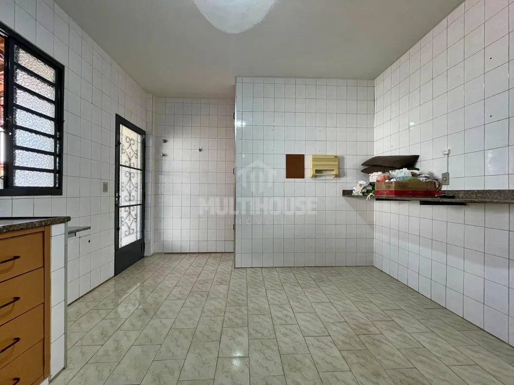 Casa, 3 quartos, 185 m² - Foto 8