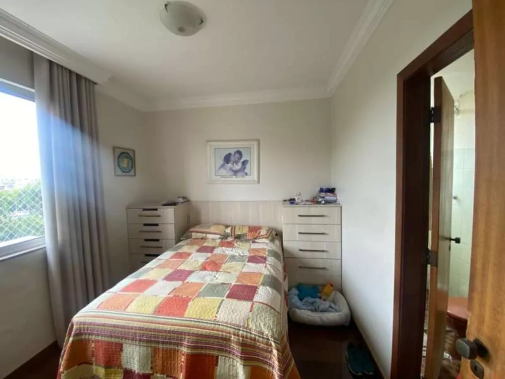 Apartamento à venda com 3 quartos, 95m² - Foto 5