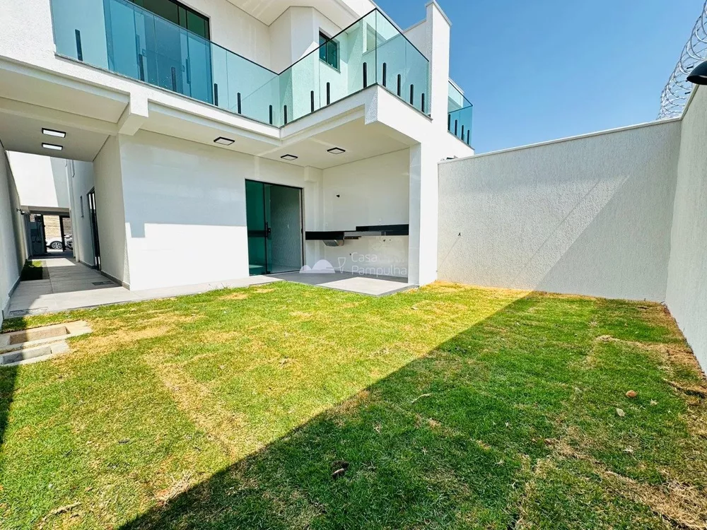 Casa à venda com 4 quartos, 180m² - Foto 1