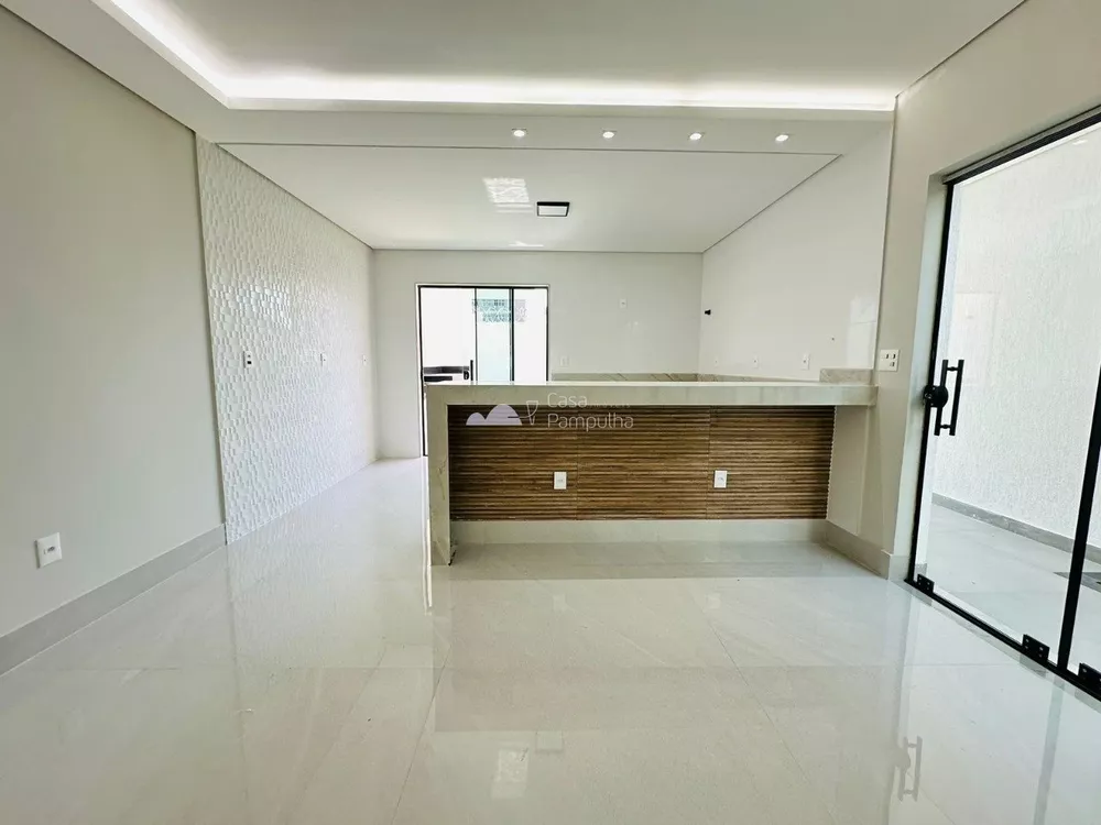 Casa à venda com 4 quartos, 180m² - Foto 12