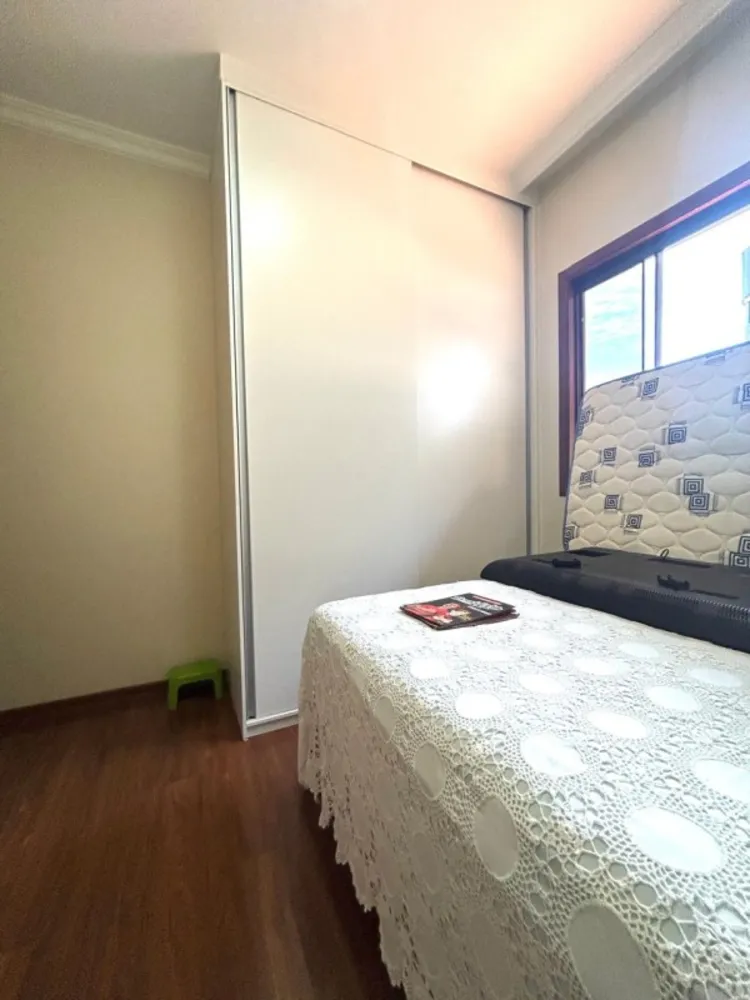 Casa, 4 quartos, 243 m² - Foto 8