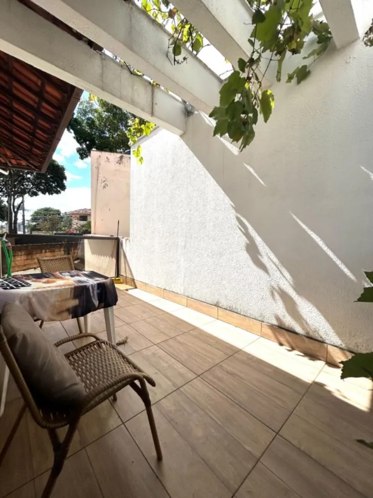 Casa, 4 quartos, 243 m² - Foto 9