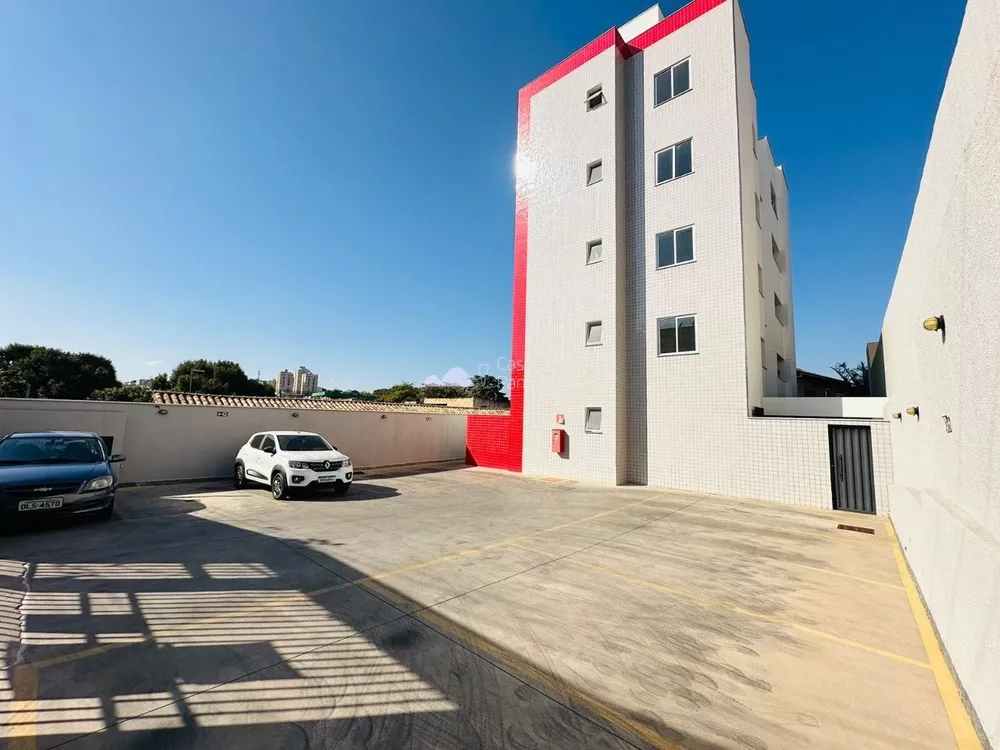 Apartamento à venda com 2 quartos, 100m² - Foto 2