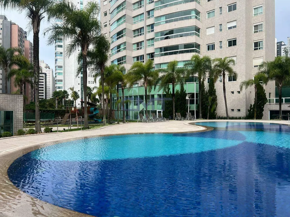 Apartamento, 4 quartos, 220 m² - Foto 1