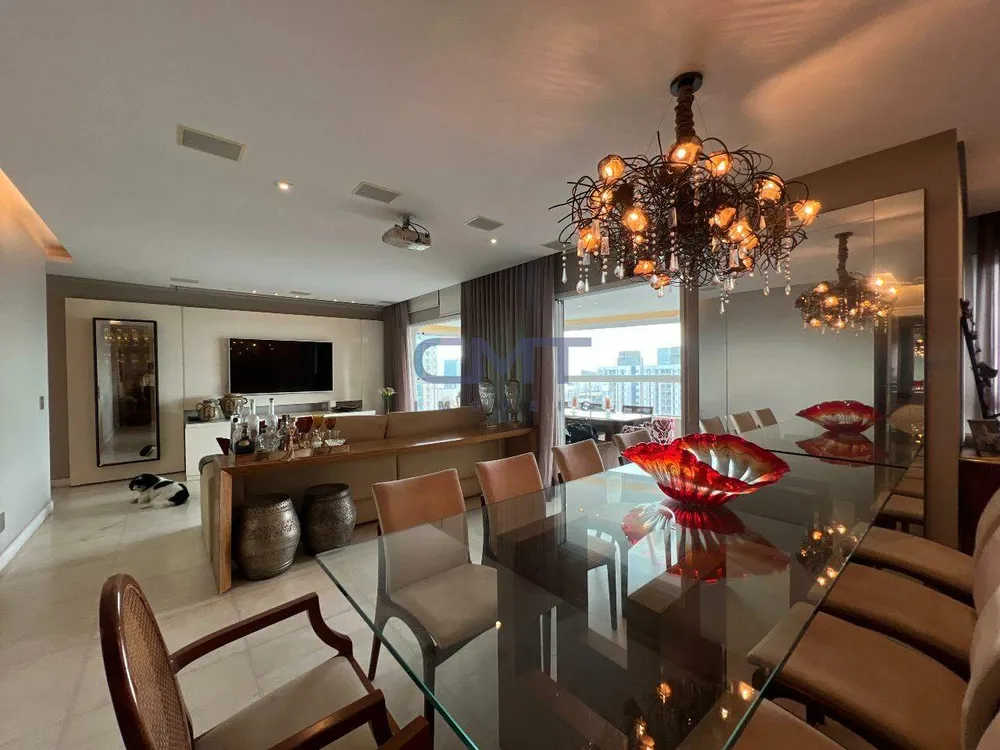 Apartamento, 4 quartos, 220 m² - Foto 2