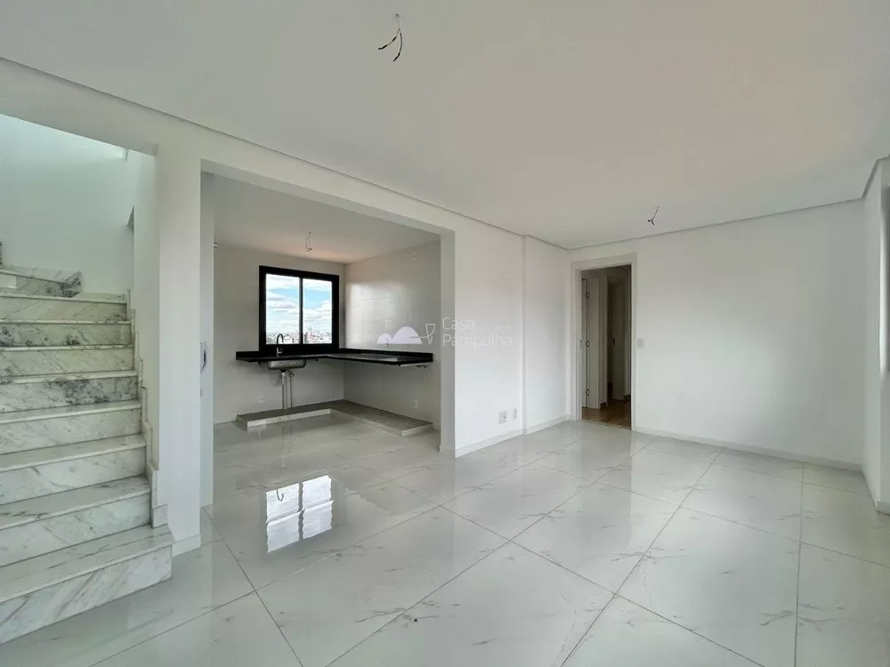 Apartamento à venda com 3 quartos, 140m² - Foto 2