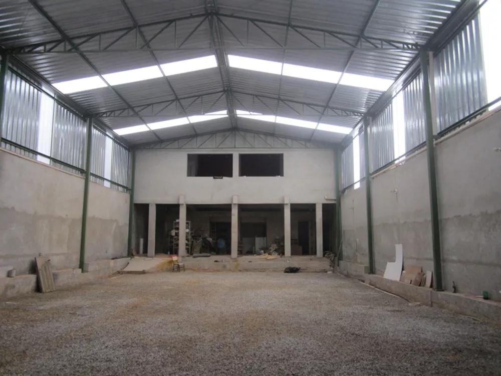 Depósito-Galpão-Armazém à venda com 3 quartos, 690m² - Foto 2