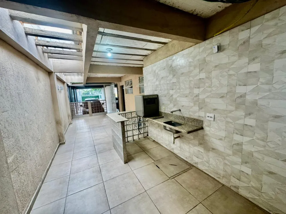 Casa, 4 quartos, 239 m² - Foto 5