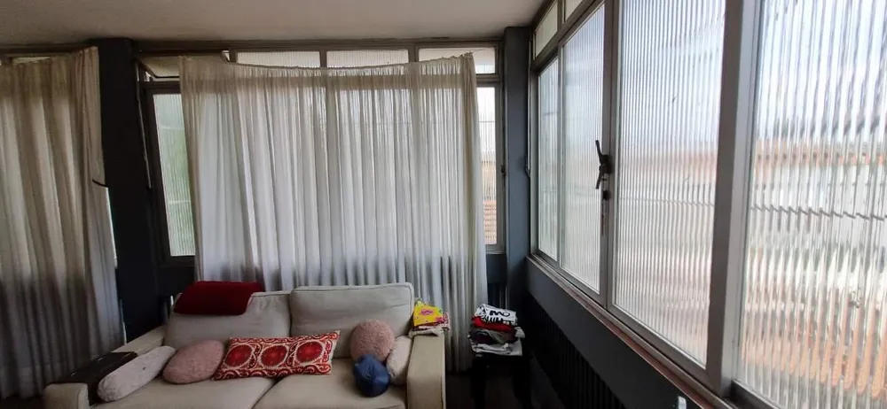 Casa, 4 quartos, 270 m² - Foto 1