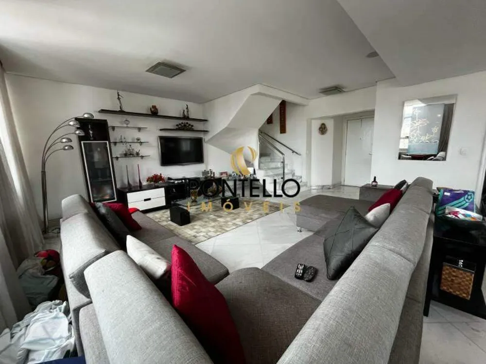 Cobertura, 3 quartos, 204 m² - Foto 1