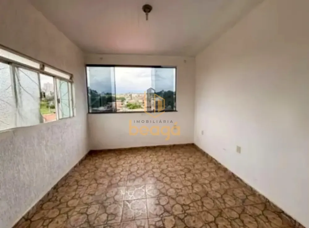 Casa, 4 quartos, 227 m² - Foto 3