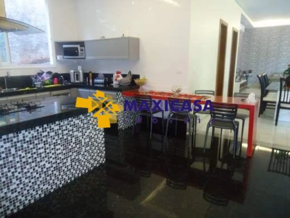 Casa, 4 quartos, 2800 m² - Foto 12