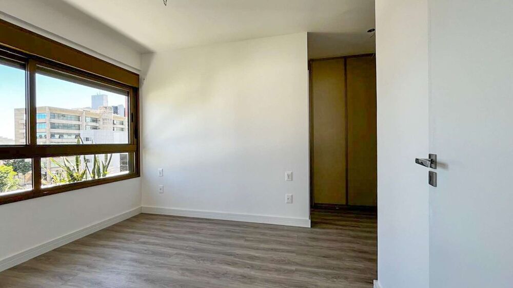 Apartamento à venda com 3 quartos, 88m² - Foto 3
