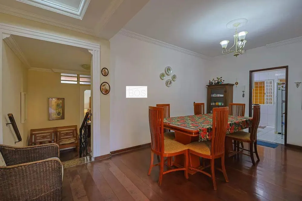 Casa, 4 quartos, 240 m² - Foto 11