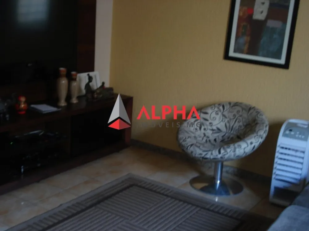 Casa, 3 quartos, 250 m² - Foto 13