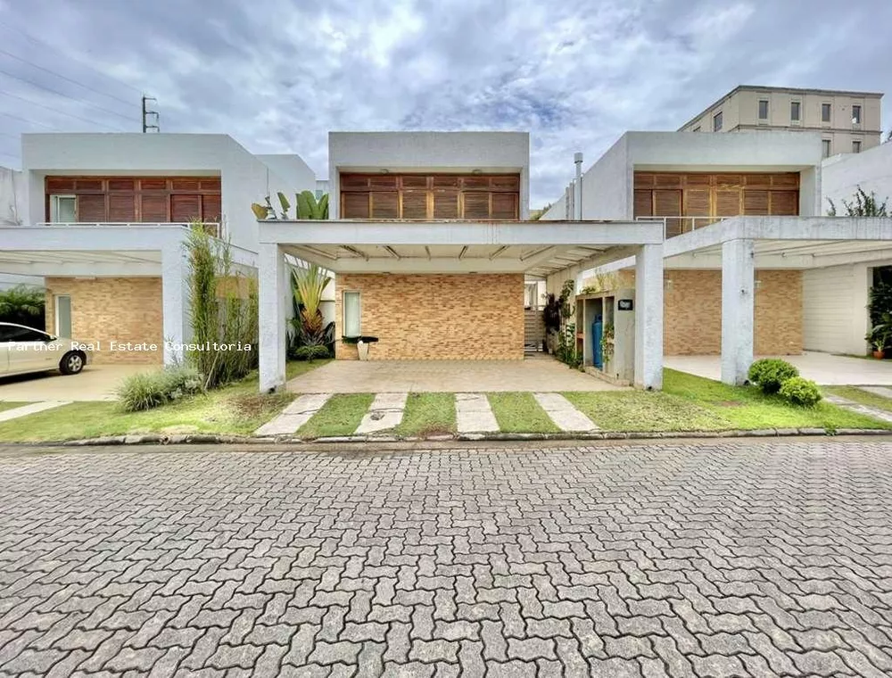 Casa de Condomínio à venda com 3 quartos, 207m² - Foto 2