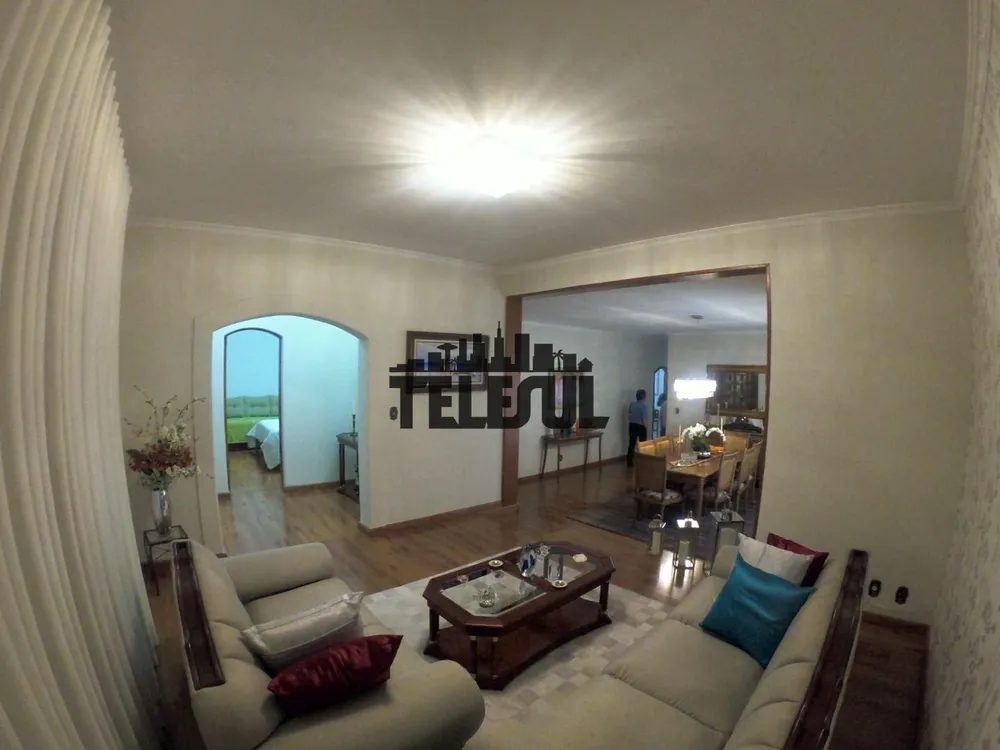 Casa, 4 quartos, 460 m² - Foto 1