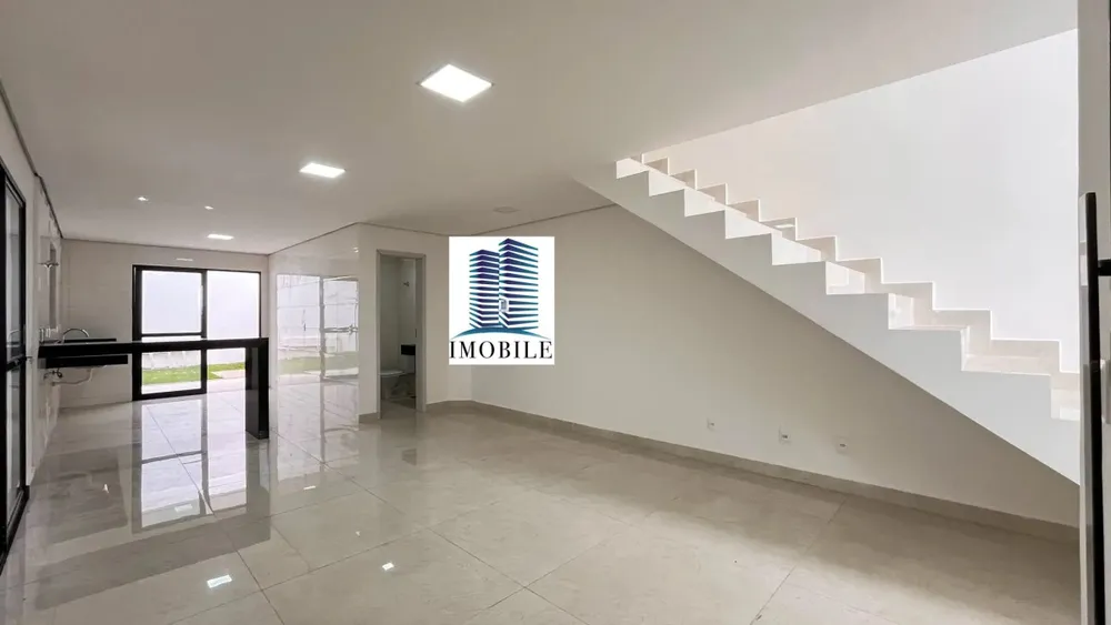 Casa, 3 quartos, 235 m² - Foto 2