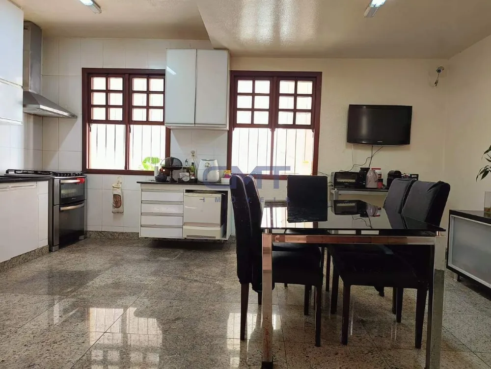 Casa, 4 quartos, 385 m² - Foto 22