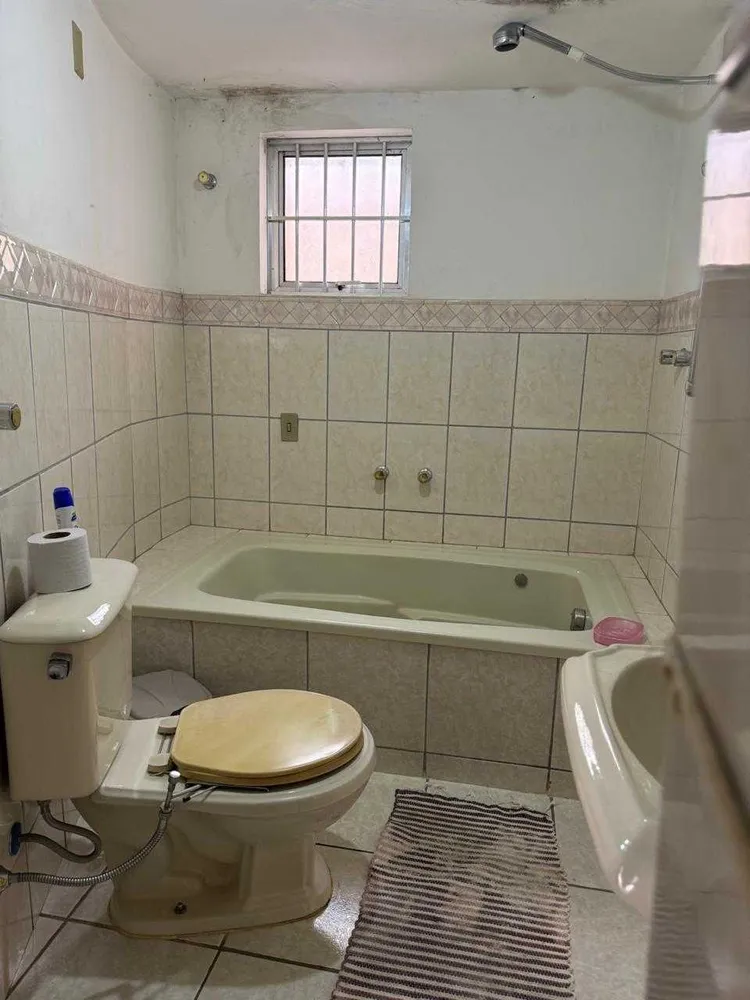 Casa, 4 quartos, 240 m² - Foto 12