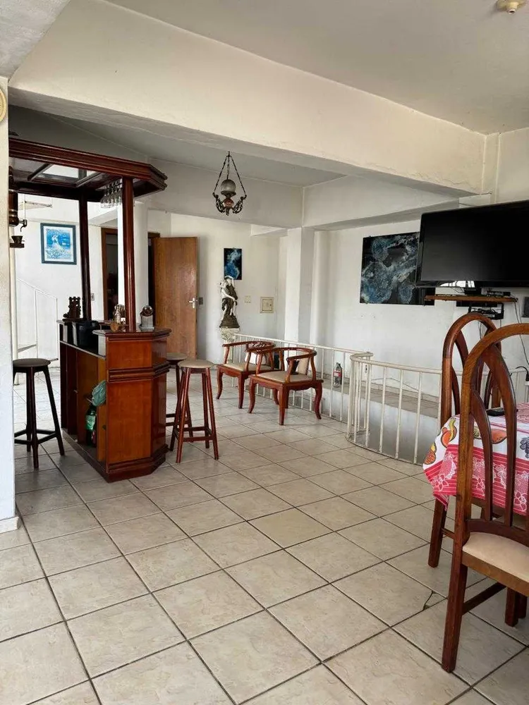 Casa, 4 quartos, 240 m² - Foto 5