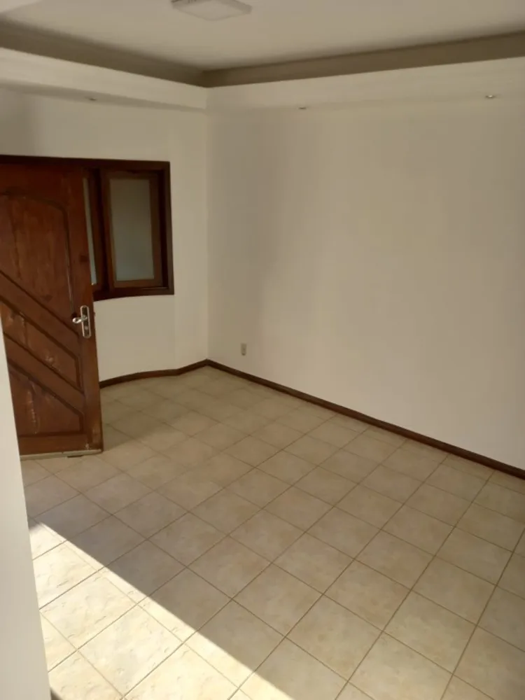 Casa, 3 quartos, 173 m² - Foto 3