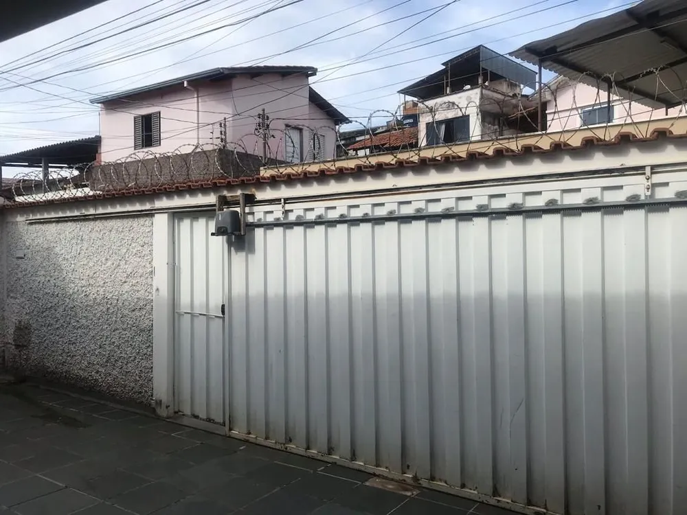 Casa, 3 quartos, 184 m² - Foto 2
