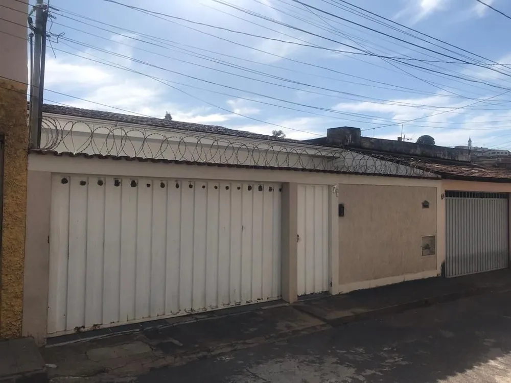 Casa, 3 quartos, 184 m² - Foto 1