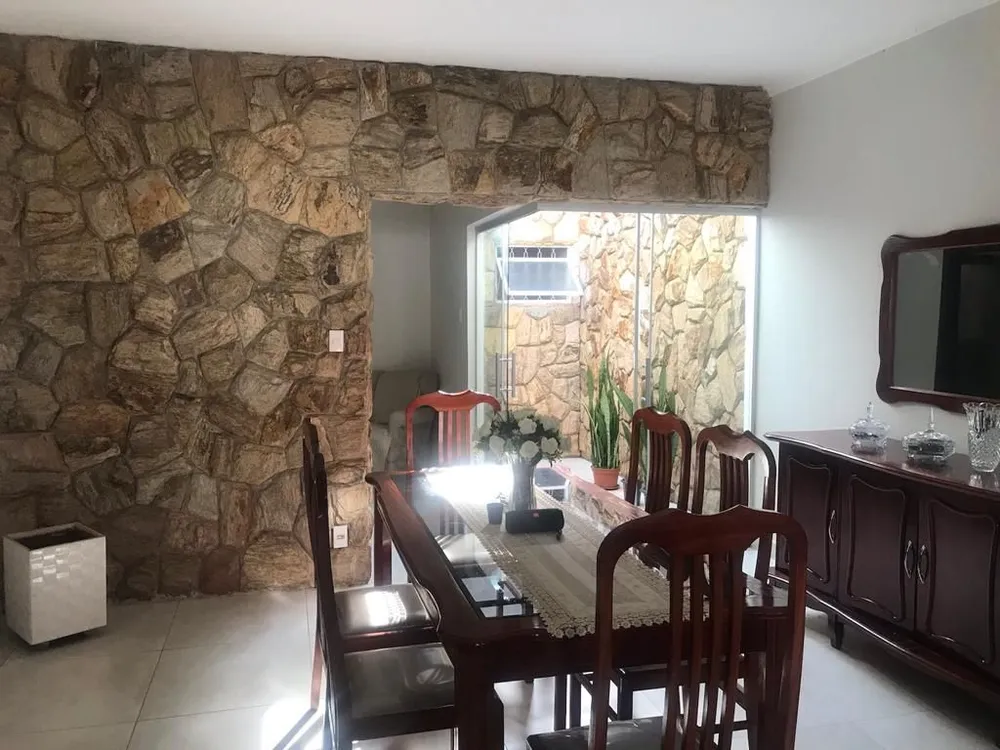 Casa, 3 quartos, 184 m² - Foto 3