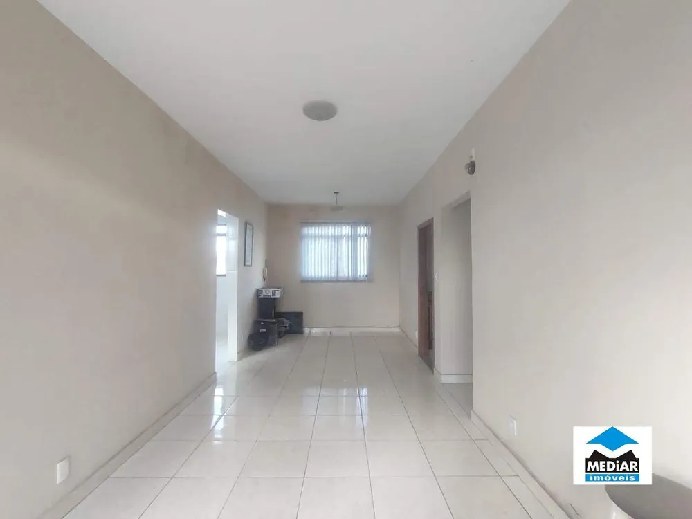 Casa, 5 quartos, 240 m² - Foto 2