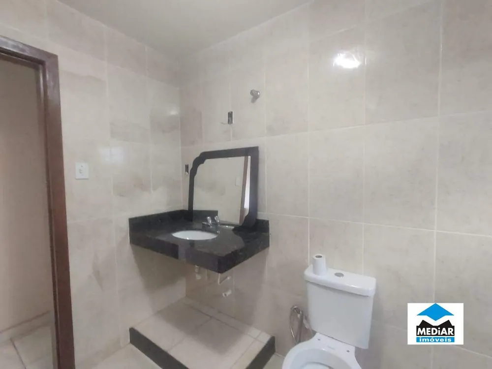 Casa, 5 quartos, 240 m² - Foto 4
