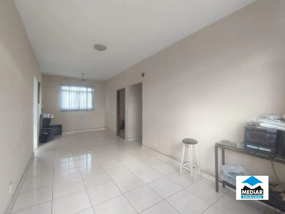 Casa, 5 quartos, 240 m² - Foto 1