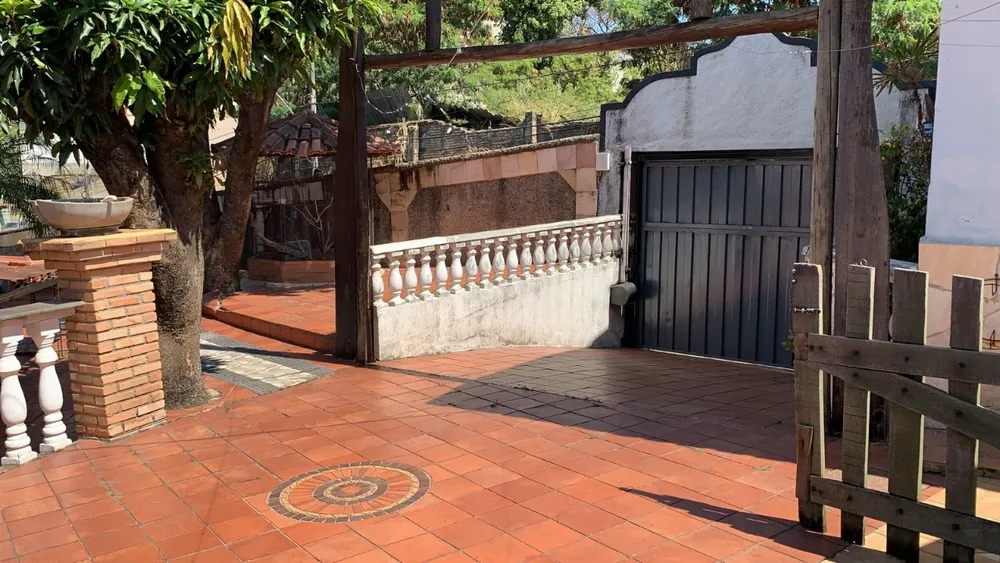 Casa, 4 quartos, 235 m² - Foto 3