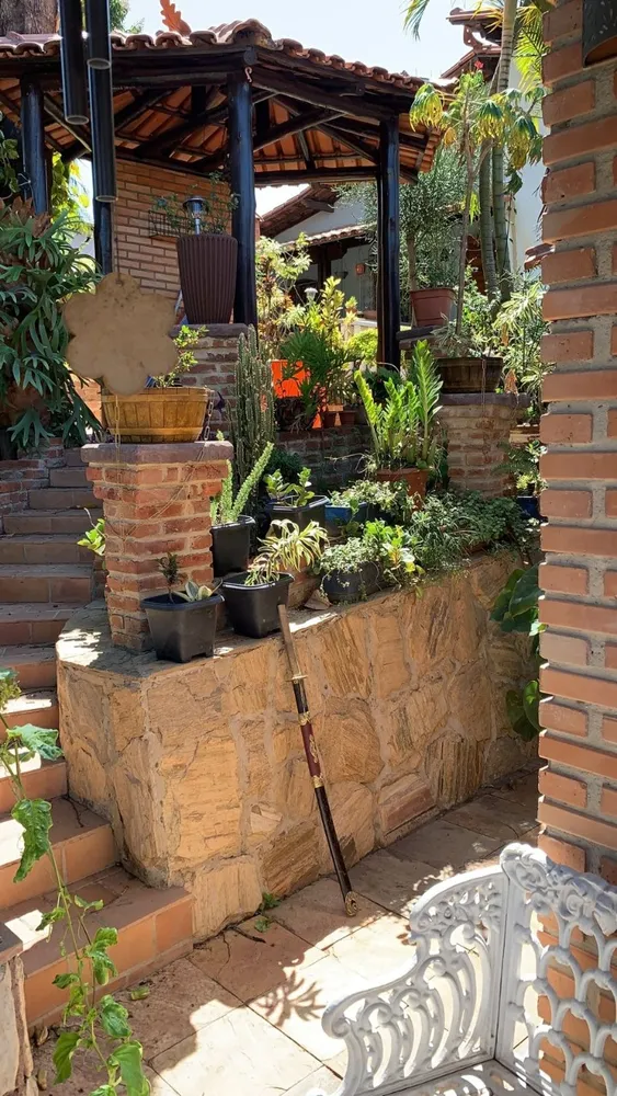 Casa, 4 quartos, 235 m² - Foto 2
