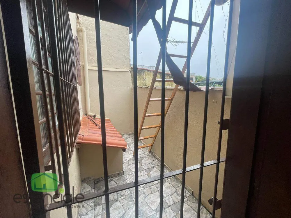 Casa, 3 quartos, 200 m² - Foto 6