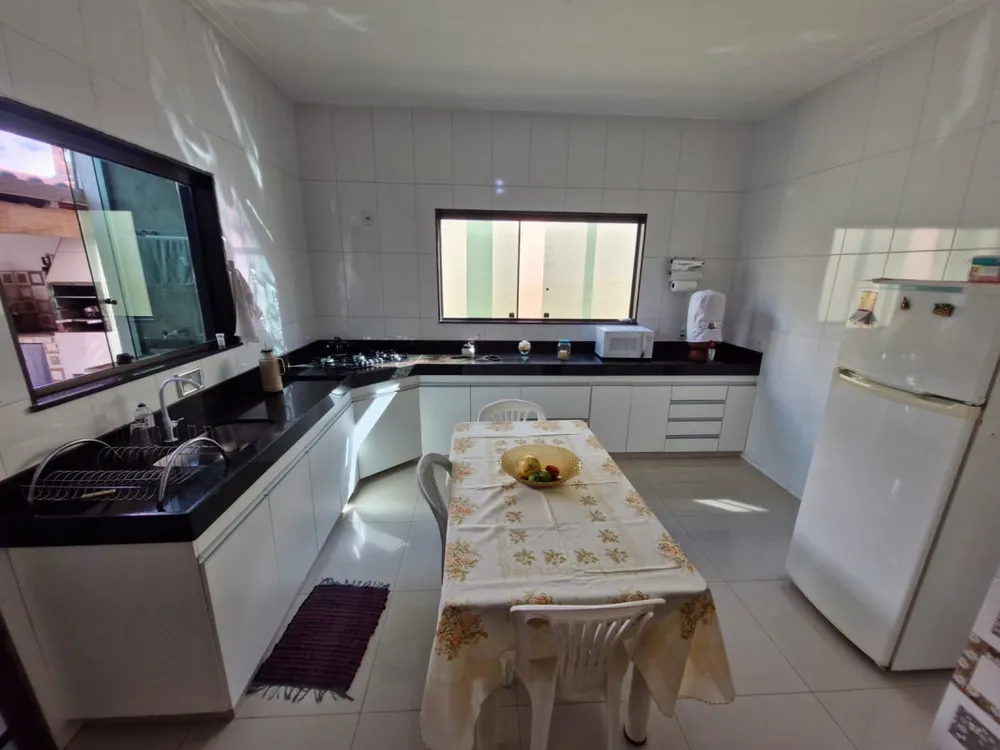 Casa, 3 quartos, 385 m² - Foto 2
