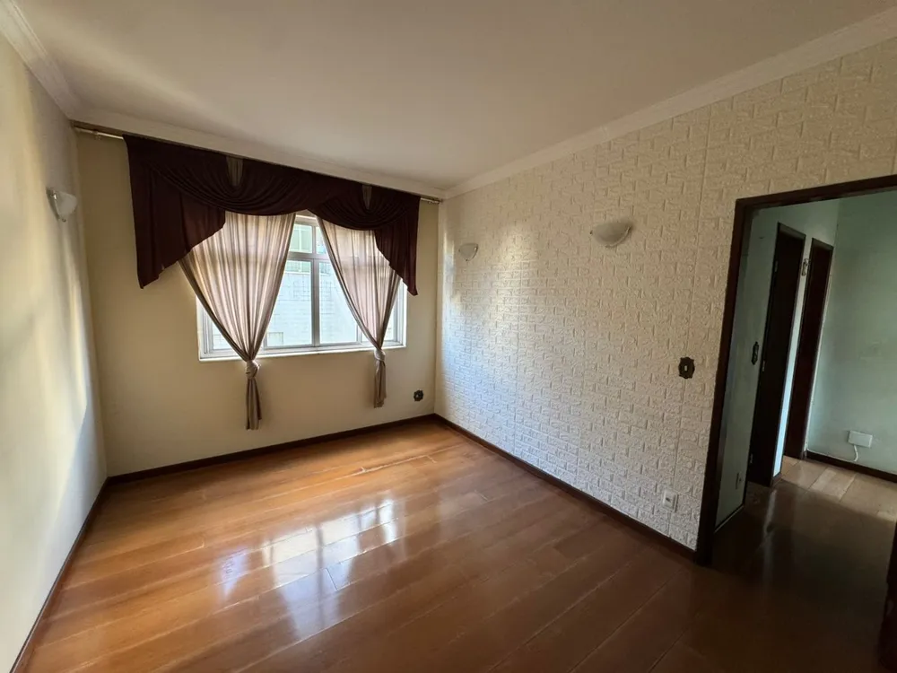Apartamento, 3 quartos, 140 m² - Foto 1