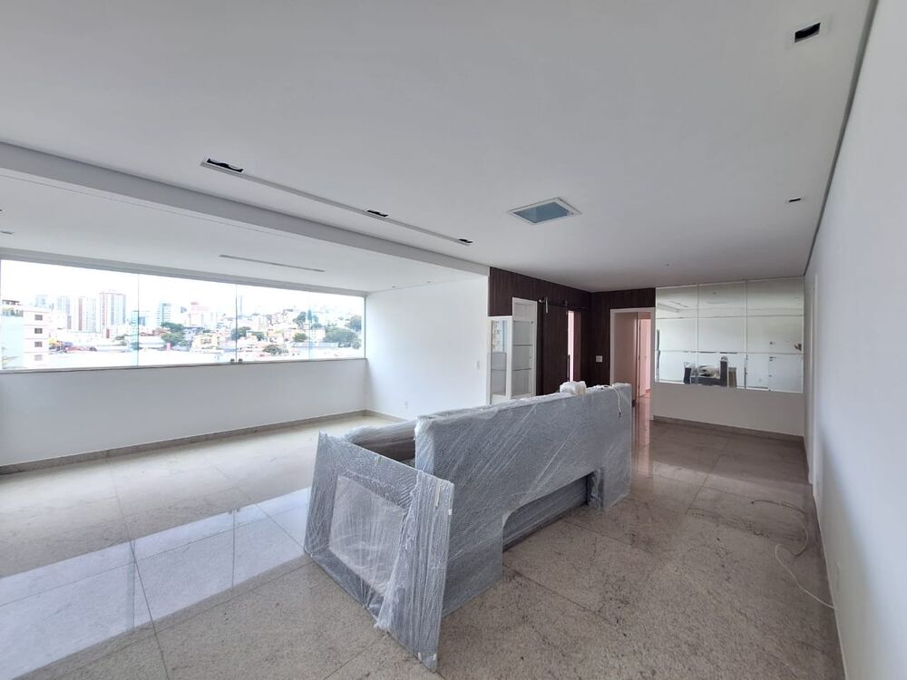 Apartamento à venda com 4 quartos, 146m² - Foto 4