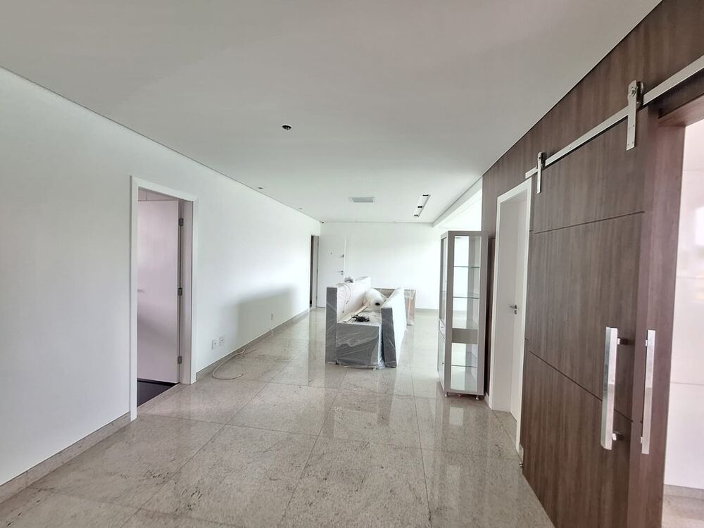 Apartamento à venda com 4 quartos, 146m² - Foto 5