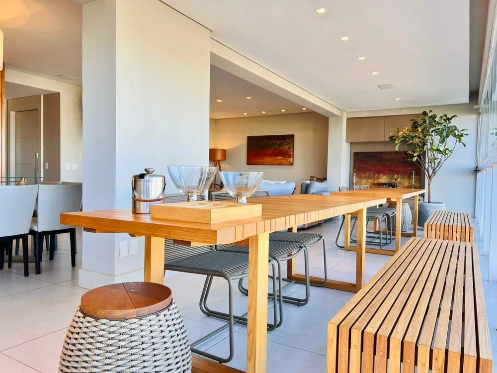 Apartamento, 4 quartos, 197 m² - Foto 1