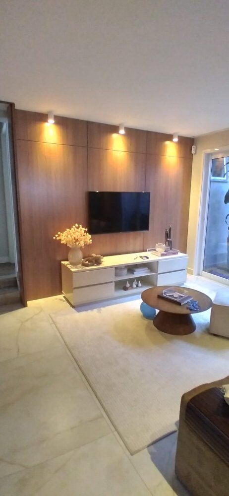 Casa à venda com 3 quartos, 360m² - Foto 2
