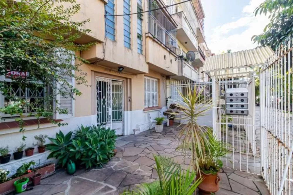 Apartamento à venda com 3 quartos, 67m² - Foto 1