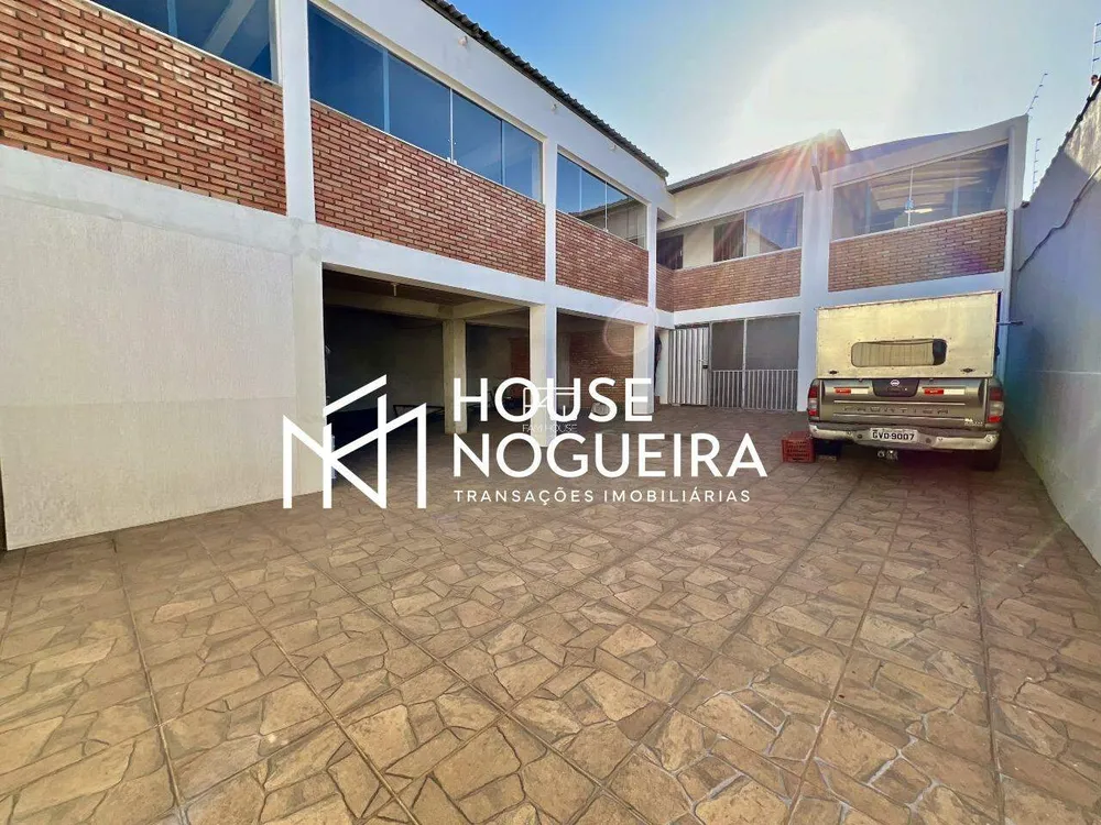 Casa, 4 quartos, 539 m² - Foto 1