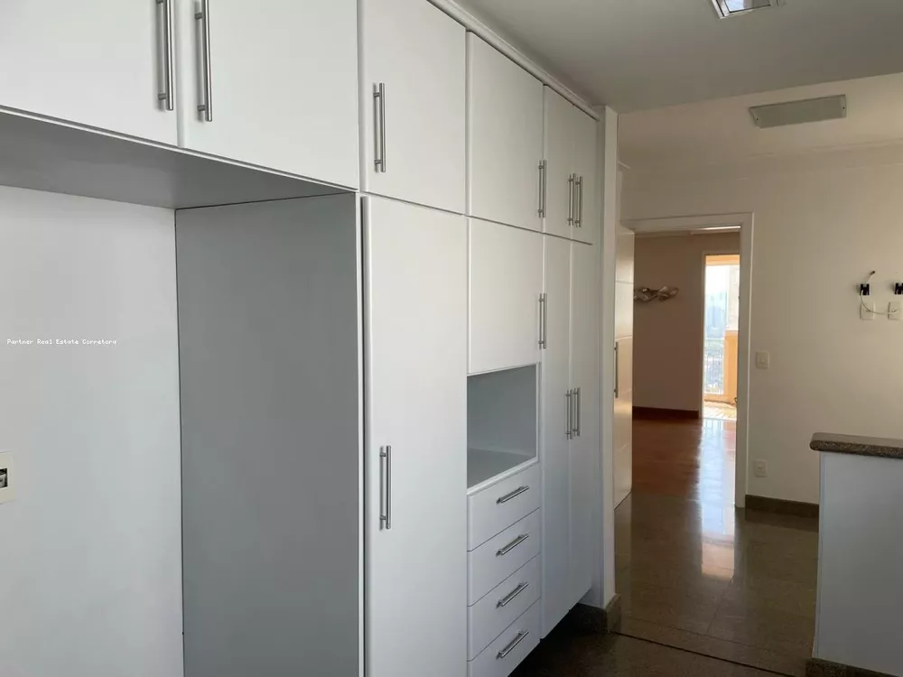 Apartamento à venda com 4 quartos, 252m² - Foto 6