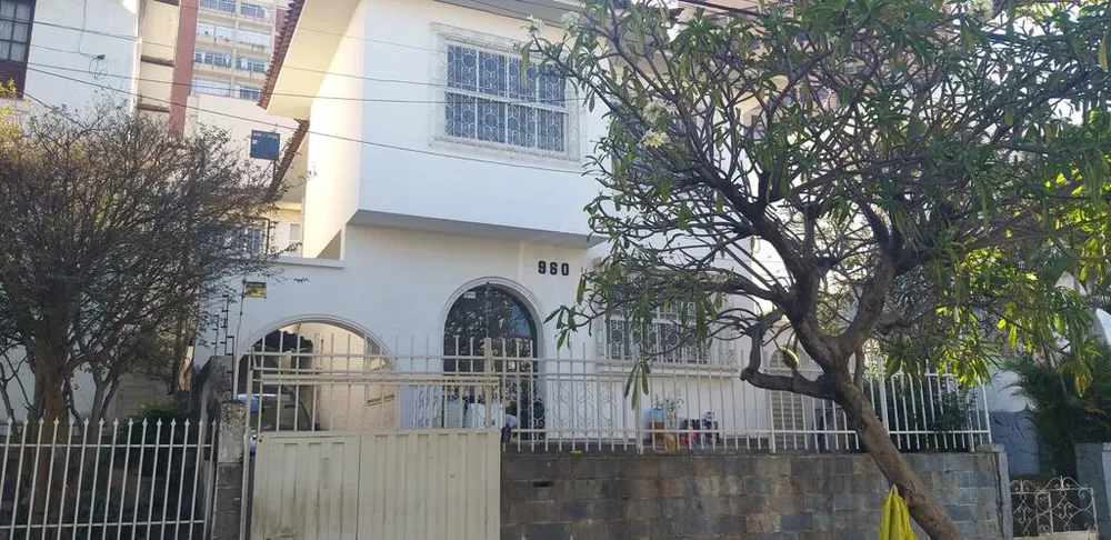 Casa, 4 quartos, 168 m² - Foto 2