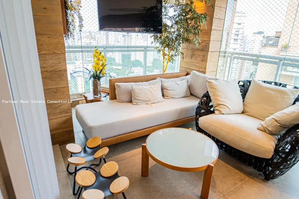 Apartamento, 3 quartos, 157 m² - Foto 1